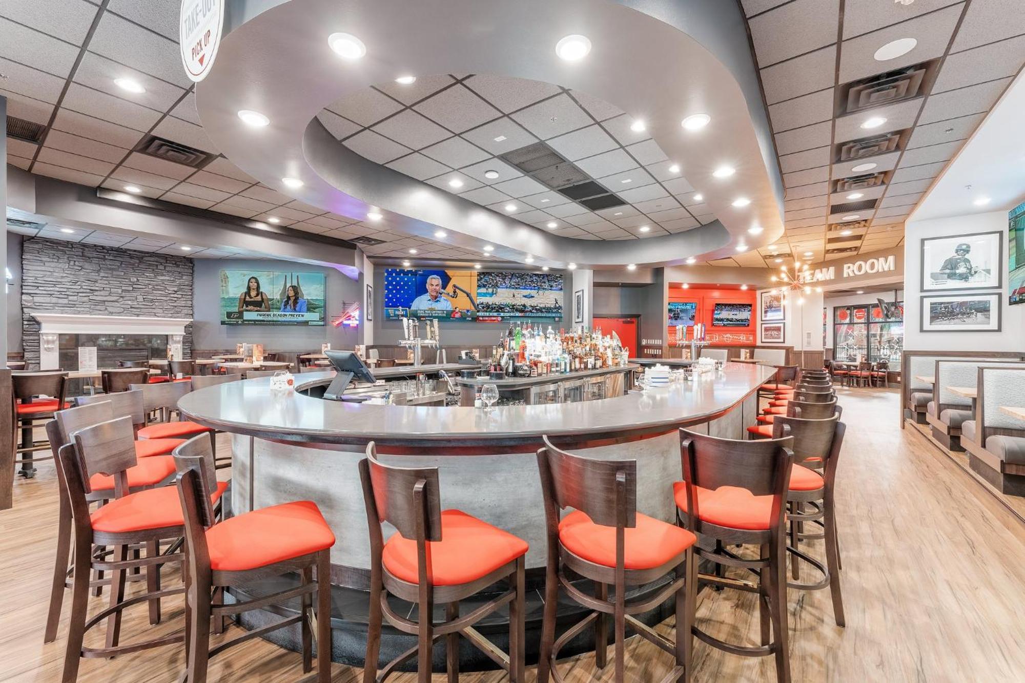 Ramada By Wyndham Sioux Falls Airport - Waterpark Resort & Event Center מראה חיצוני תמונה